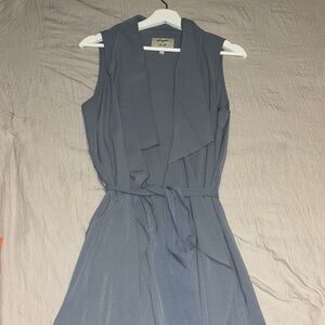 Long sleeveless Wrap vest